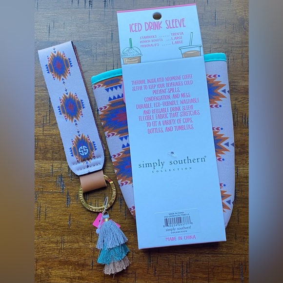 •NEW•Simply Southern Iced Drink Holder with Handle + Key Fob Keychain- ‘TRIBE’ - Picture 6 of 10